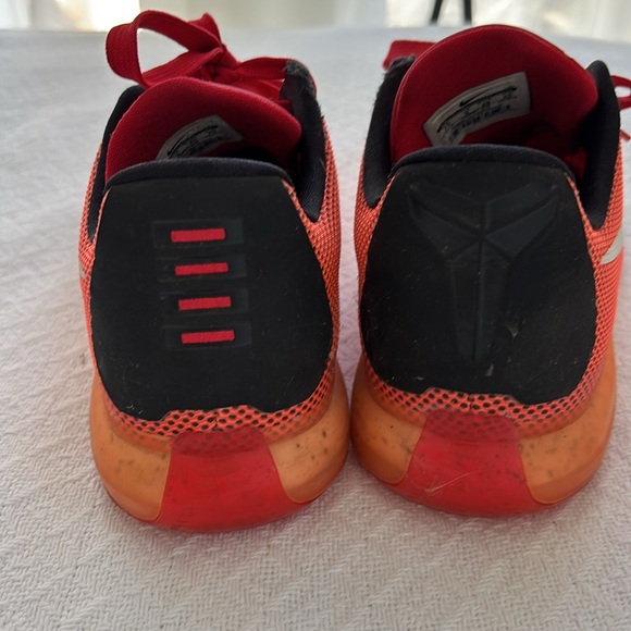 nike kobe 10 hot lava